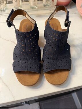 Rockport Navy Perforated Slingback Sandals